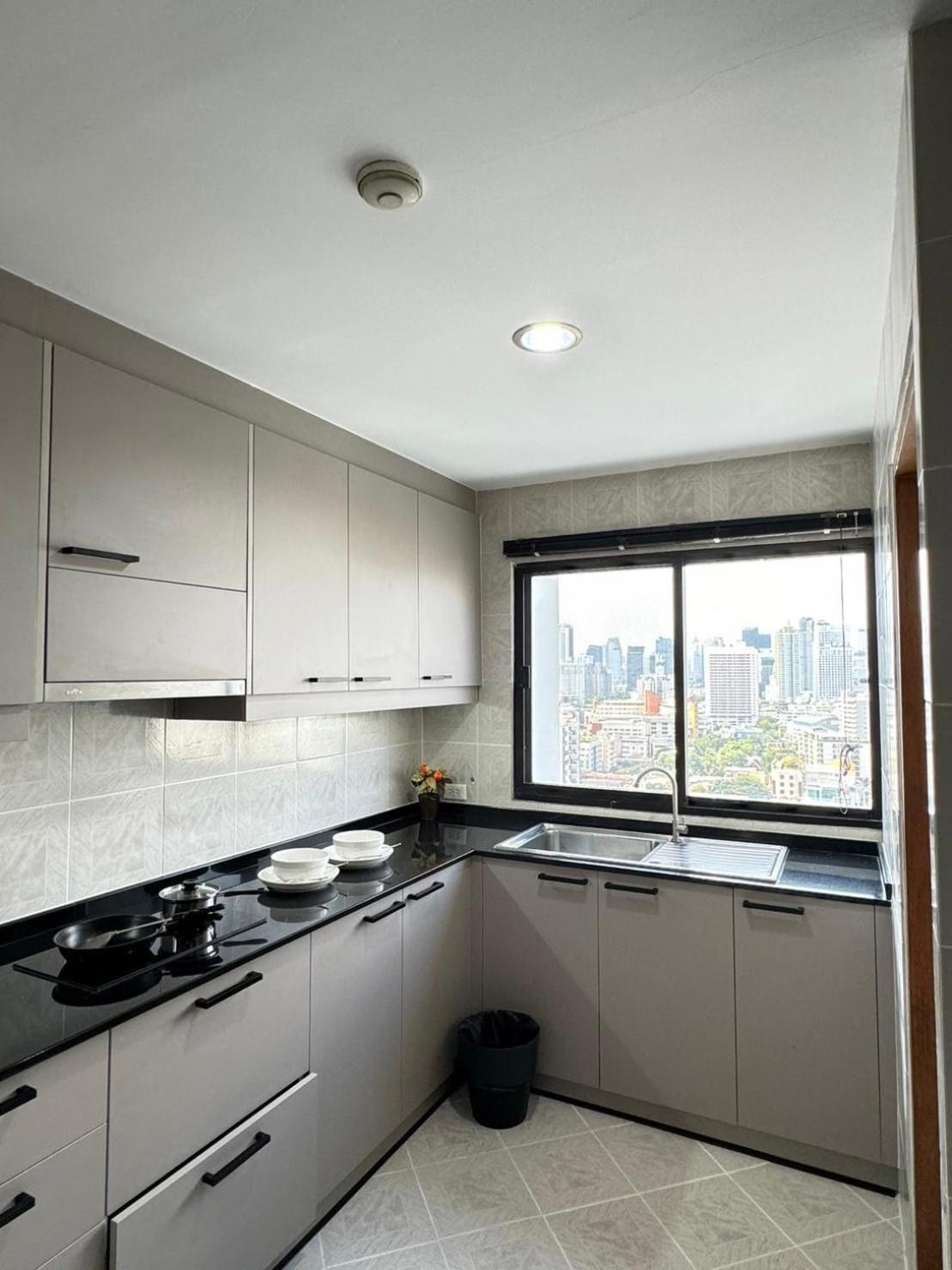 United Tower Thonglor By Aspira Apartment Bangkok Exterior photo
