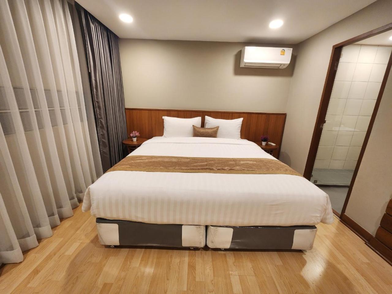 United Tower Thonglor By Aspira Apartment Bangkok Exterior photo